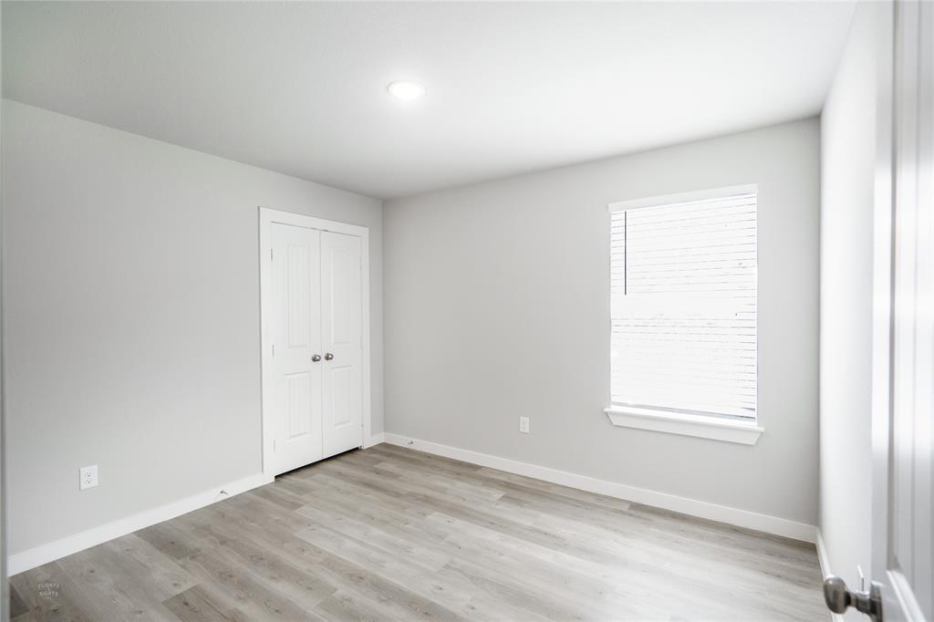 2710 Roman Lane Property Photo 14
