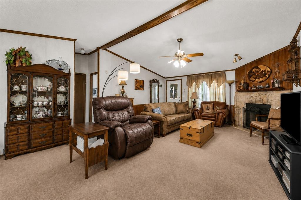 168 Hcr 2107 Property Photo 4