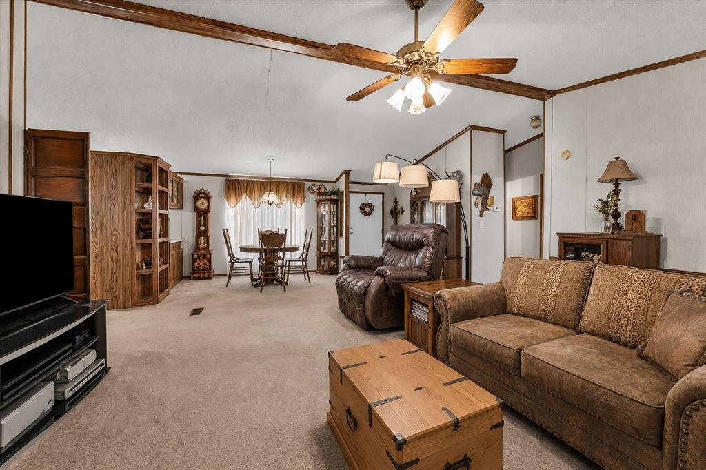 168 Hcr 2107 Property Photo 5