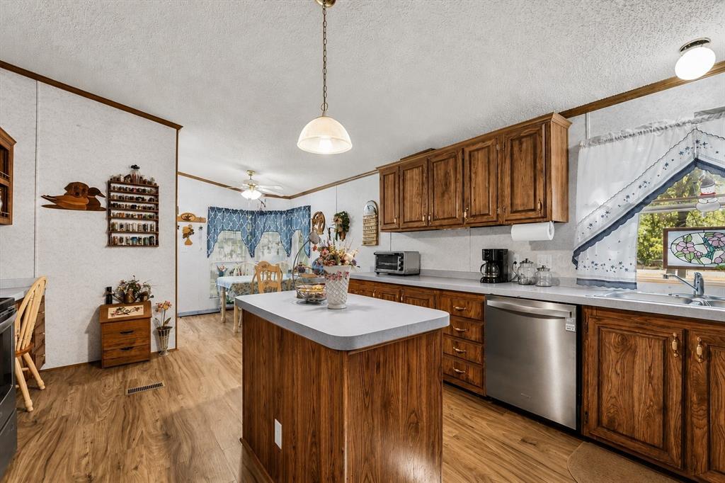 168 Hcr 2107 Property Photo 6