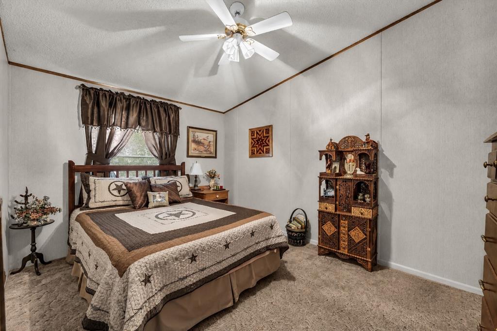 168 Hcr 2107 Property Photo 11