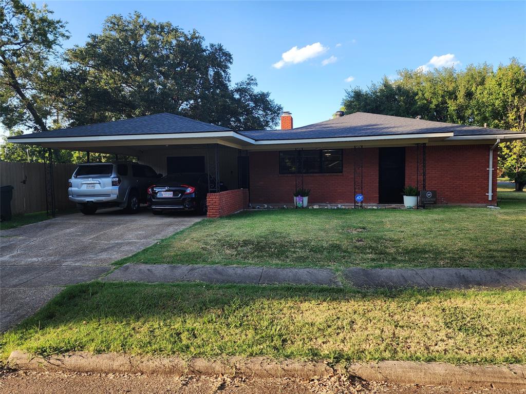 2101 Belle Grove Drive Property Photo 1