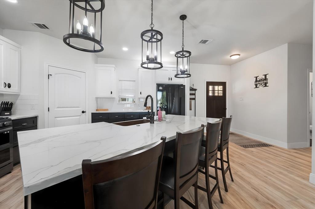 429 Meandering Way Property Photo 10