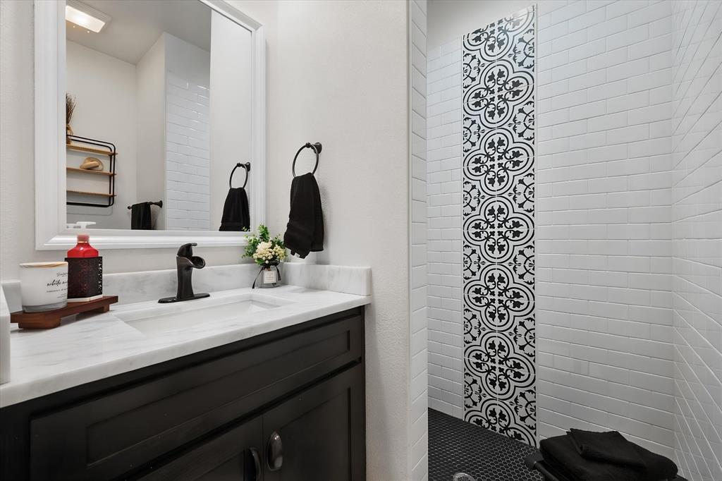 429 Meandering Way Property Photo 19