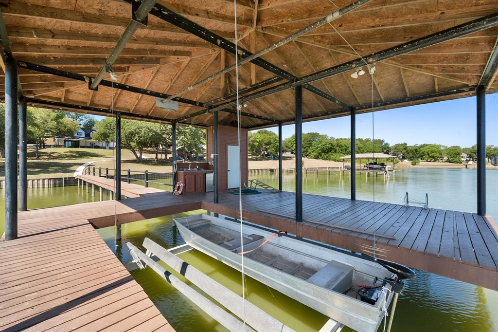 429 Meandering Way Property Photo 37