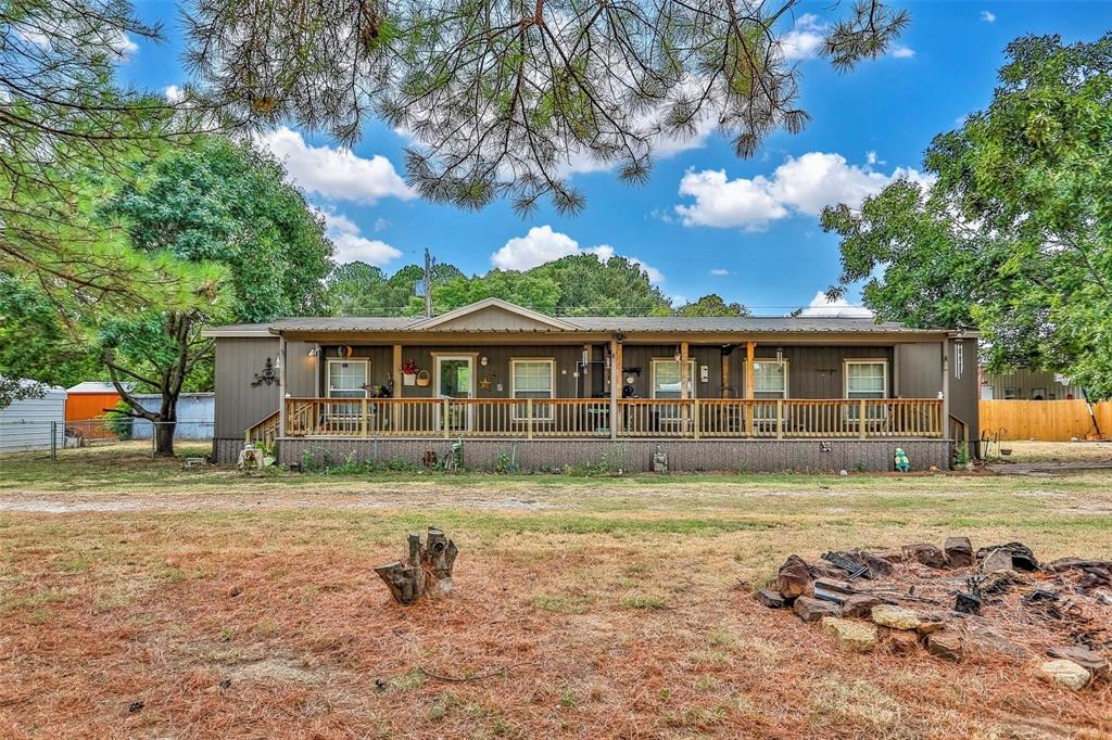 256 Newcastle Drive Property Photo 1
