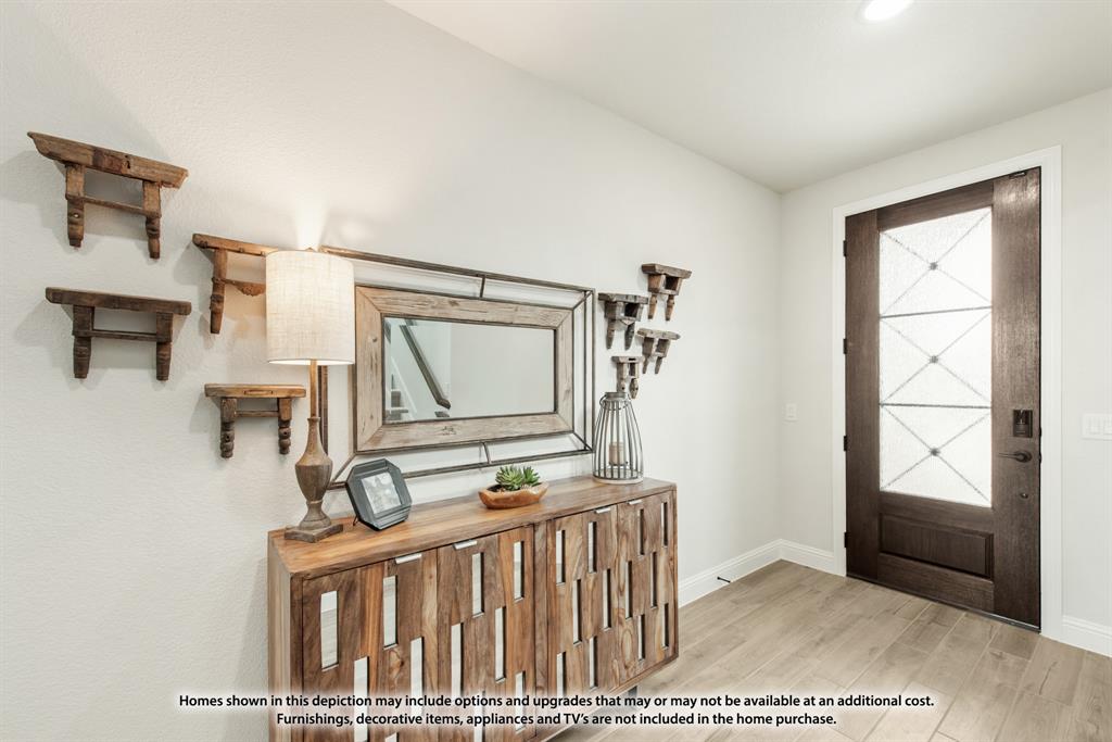 1012 Snowy Owl Drive Property Photo 3