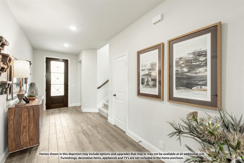 1012 Snowy Owl Drive Property Photo 4
