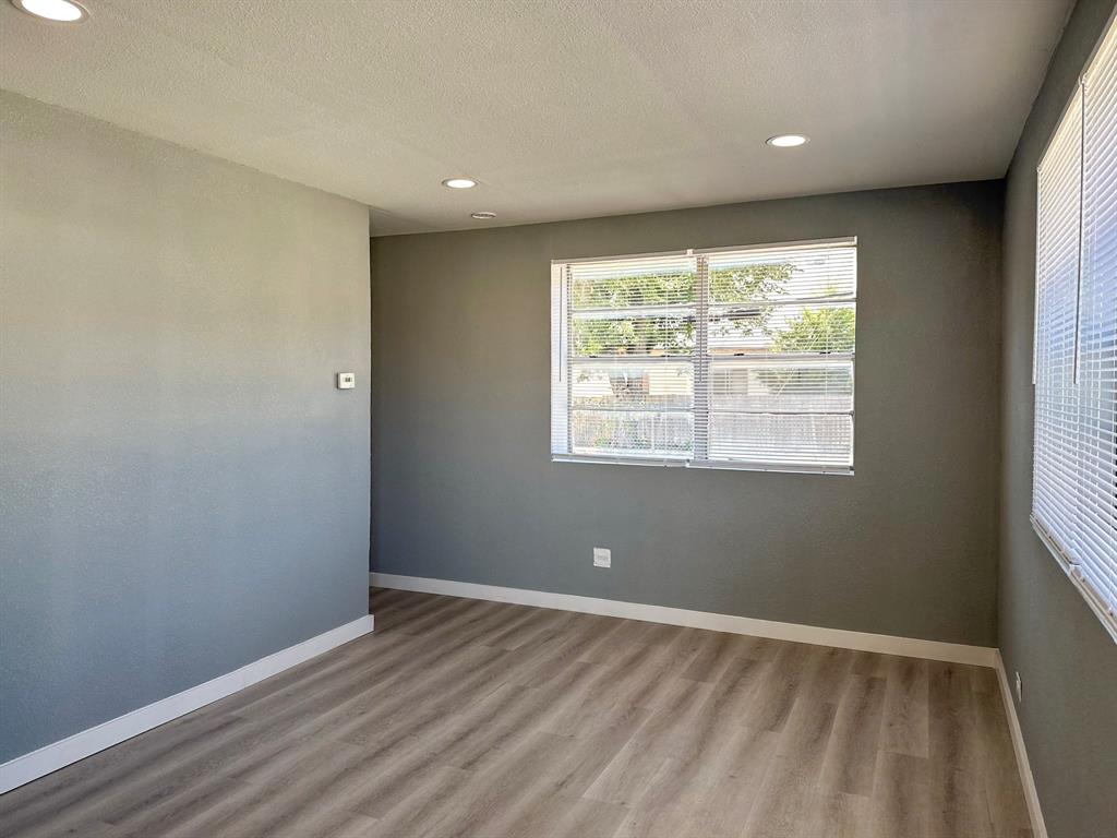 709 W Richmond Avenue 1 Property Photo 3
