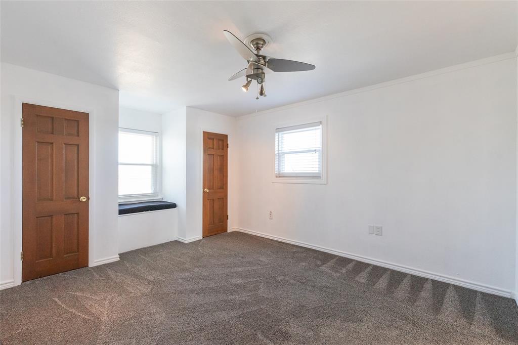 902 Avenue O Property Photo 25