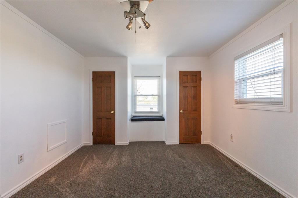 902 Avenue O Property Photo 26