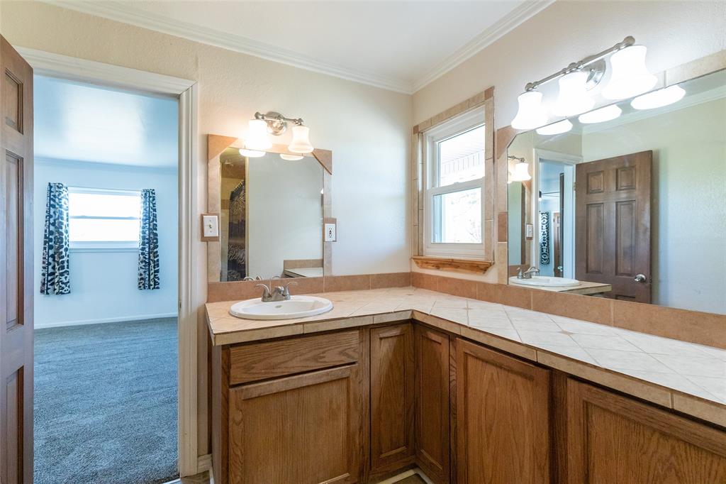 902 Avenue O Property Photo 31