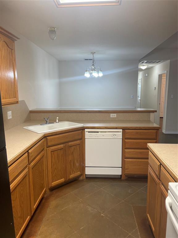 2449 Patriot Commons Road Property Photo 7