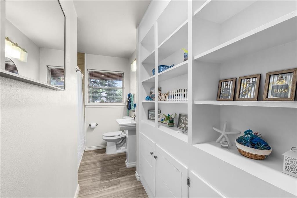 2244 Cambridge Drive Property Photo 17