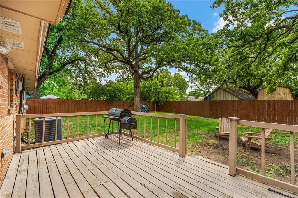 2244 Cambridge Drive Property Photo 28