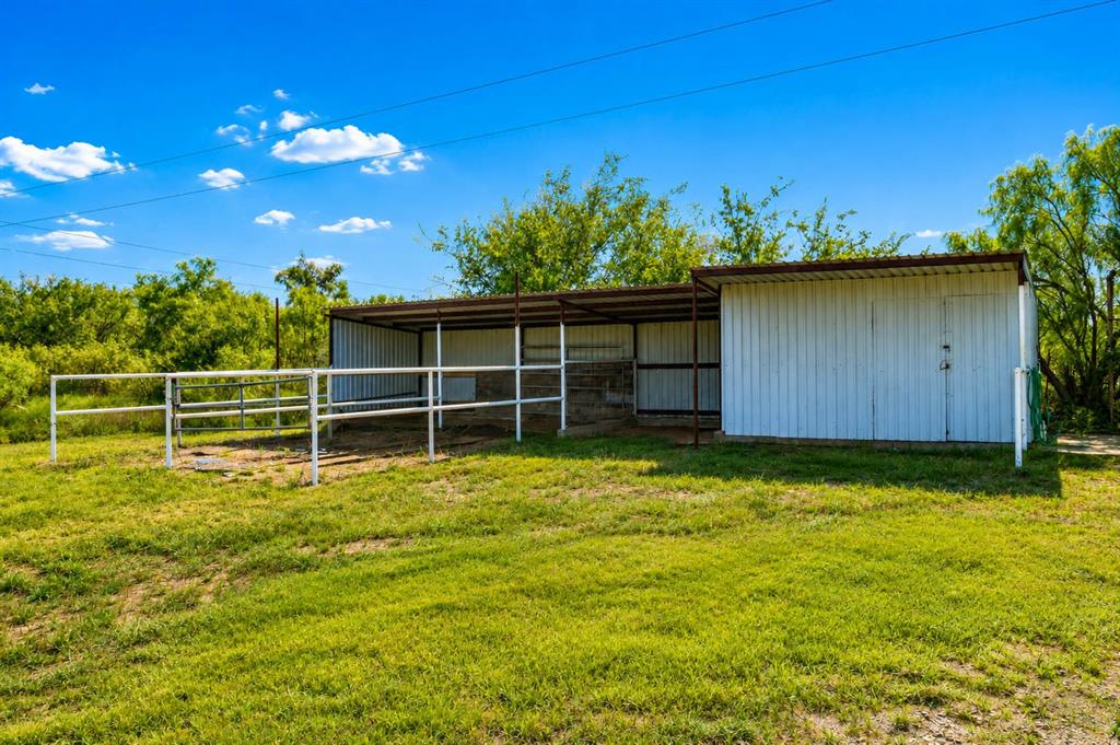 239 County Road 160 Property Photo 14