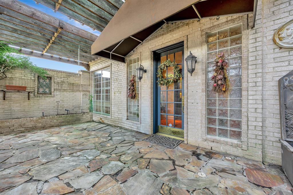 504 N Main Property Photo 25