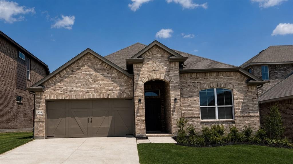 736 SOARING HAWK Drive Property Photo 1