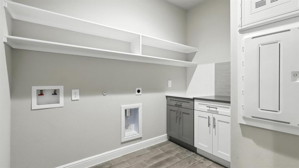 736 Soaring Hawk Drive Property Photo 21