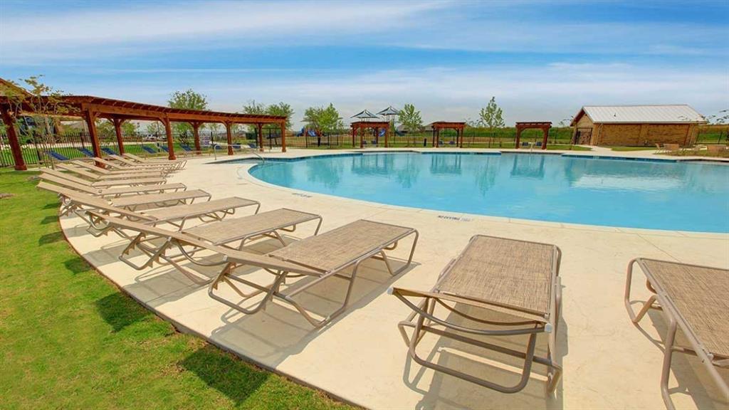 736 Soaring Hawk Drive Property Photo 25