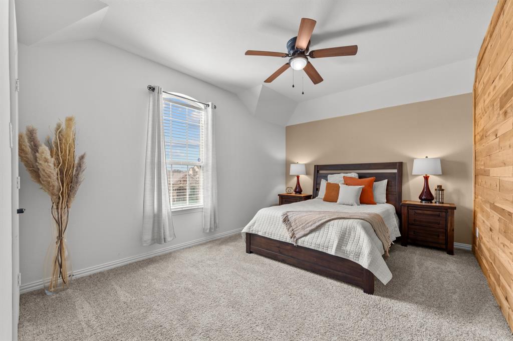 910 Black Hawk Drive Property Photo 15