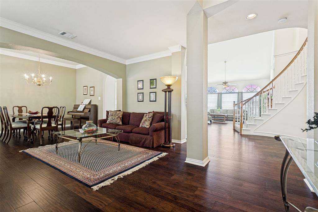 4308 Cedar Valley Drive Property Photo 6