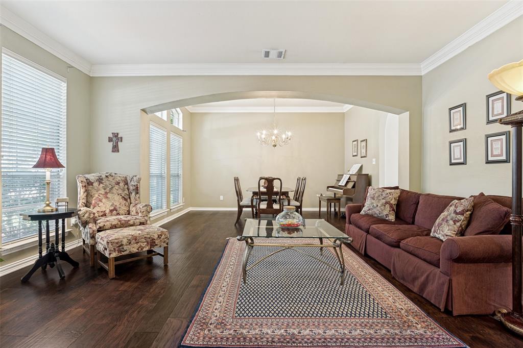 4308 Cedar Valley Drive Property Photo 7