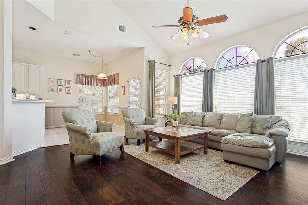 4308 Cedar Valley Drive Property Photo 12