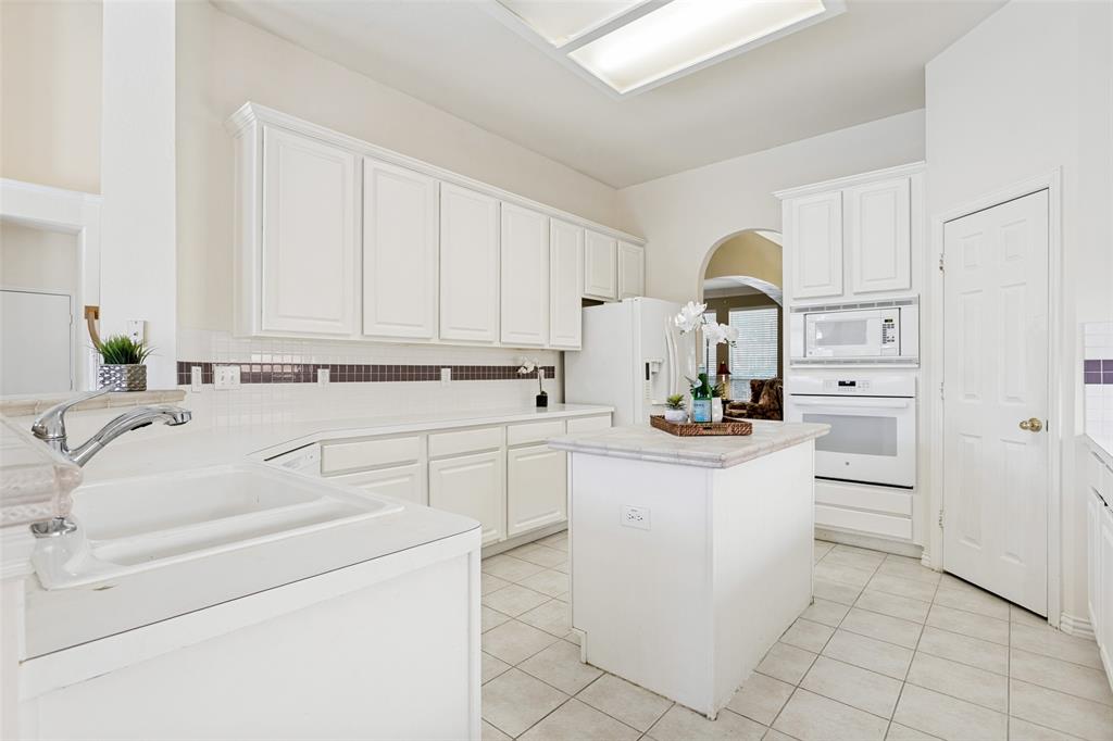 4308 Cedar Valley Drive Property Photo 14