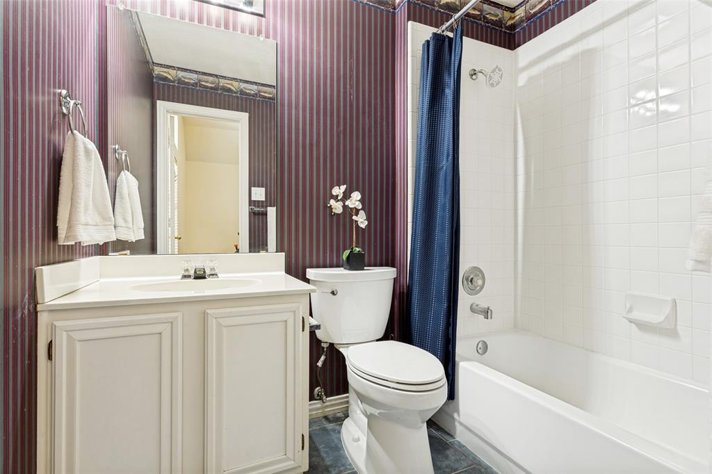 4308 Cedar Valley Drive Property Photo 21