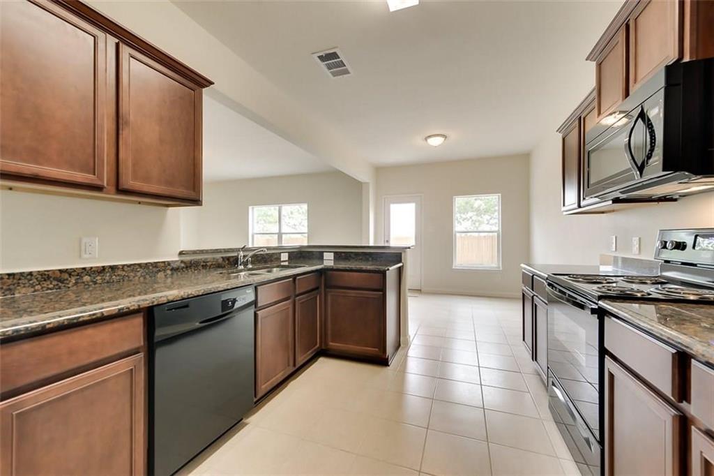 215 Silverleaf Drive Property Photo 18