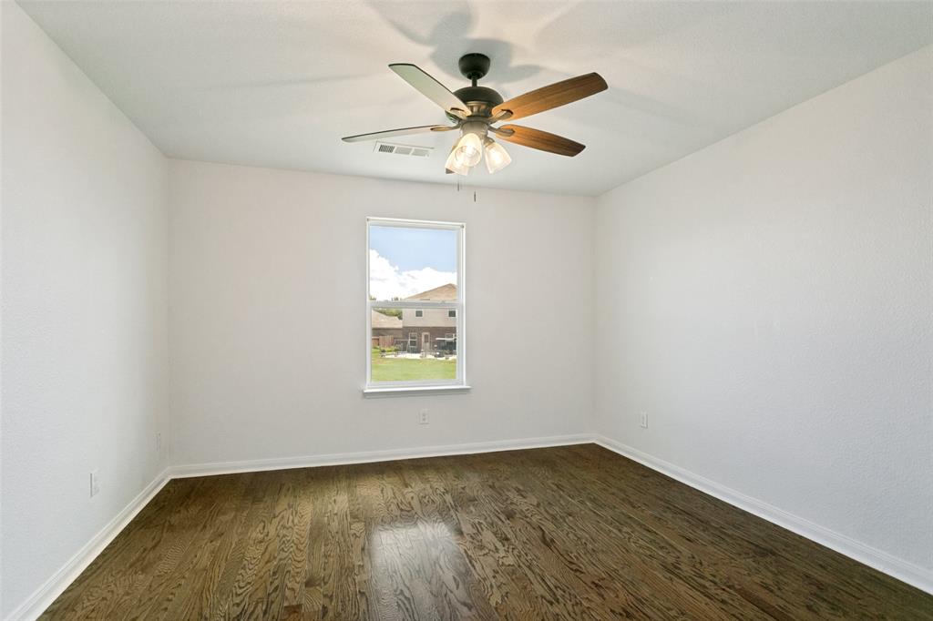 215 Silverleaf Drive Property Photo 21