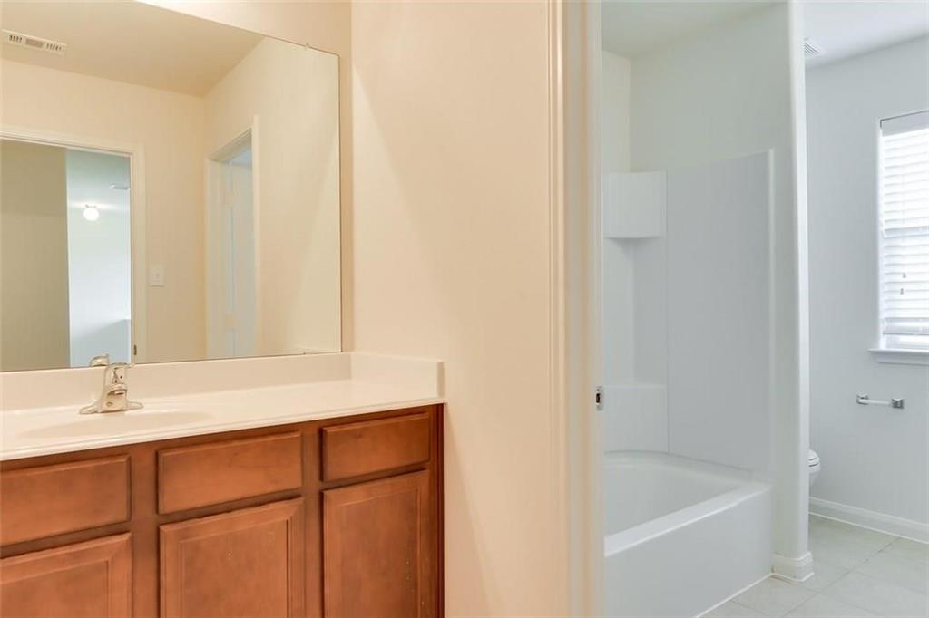 215 Silverleaf Drive Property Photo 29