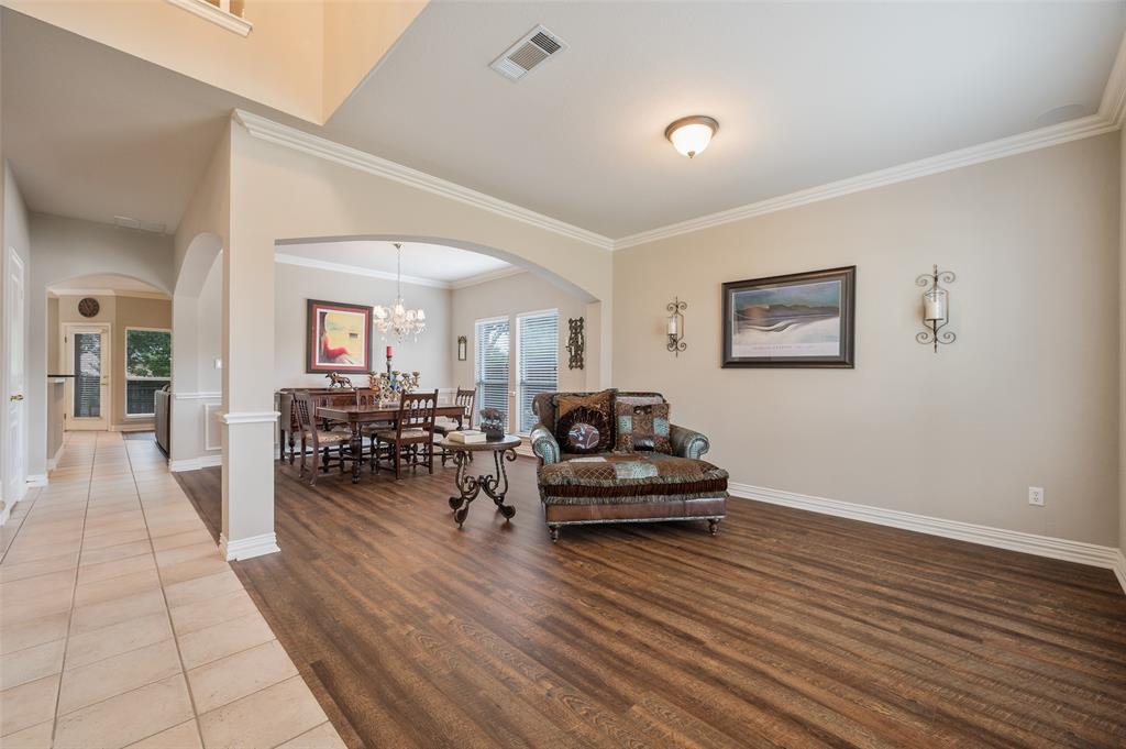 626 Indian Creek Drive Property Photo 6