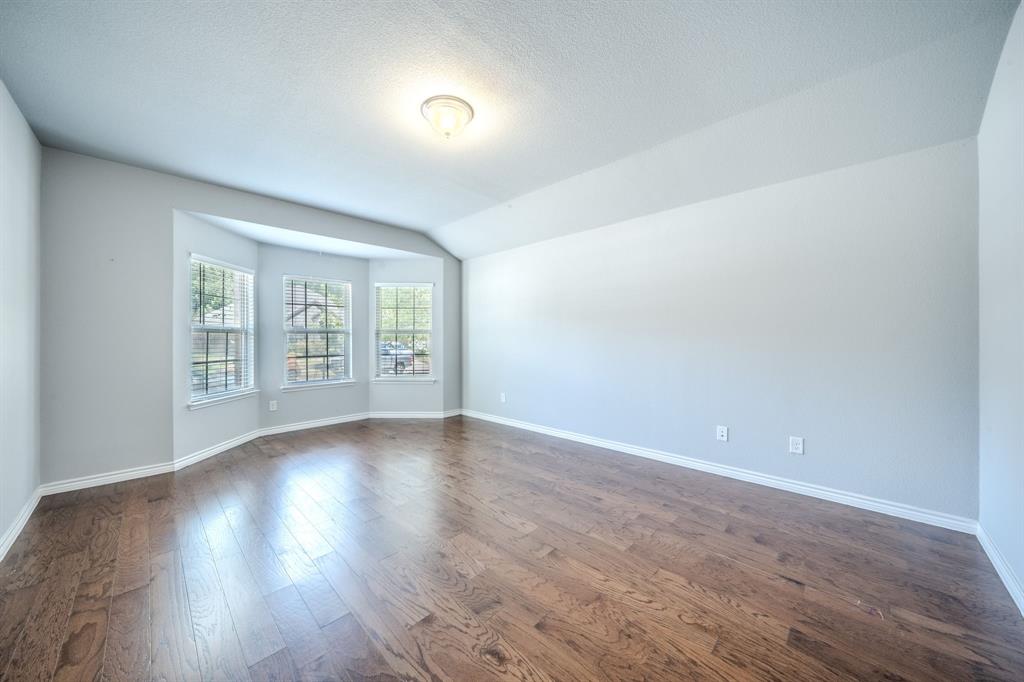 5735 Mountain Hollow Drive Property Photo 17
