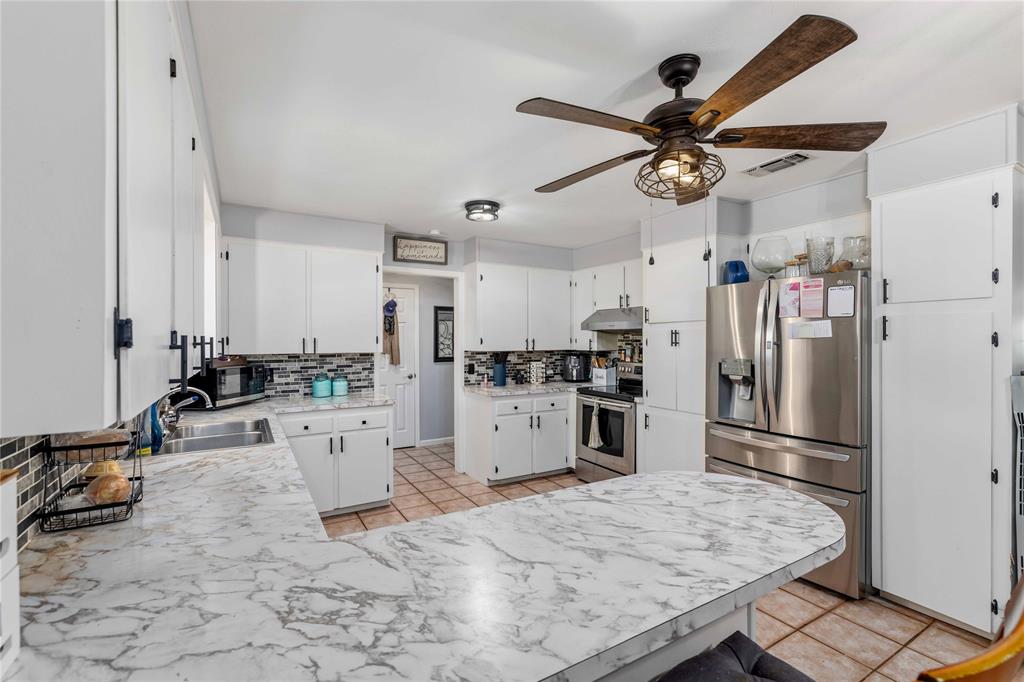 2107 16th Street Property Photo 5