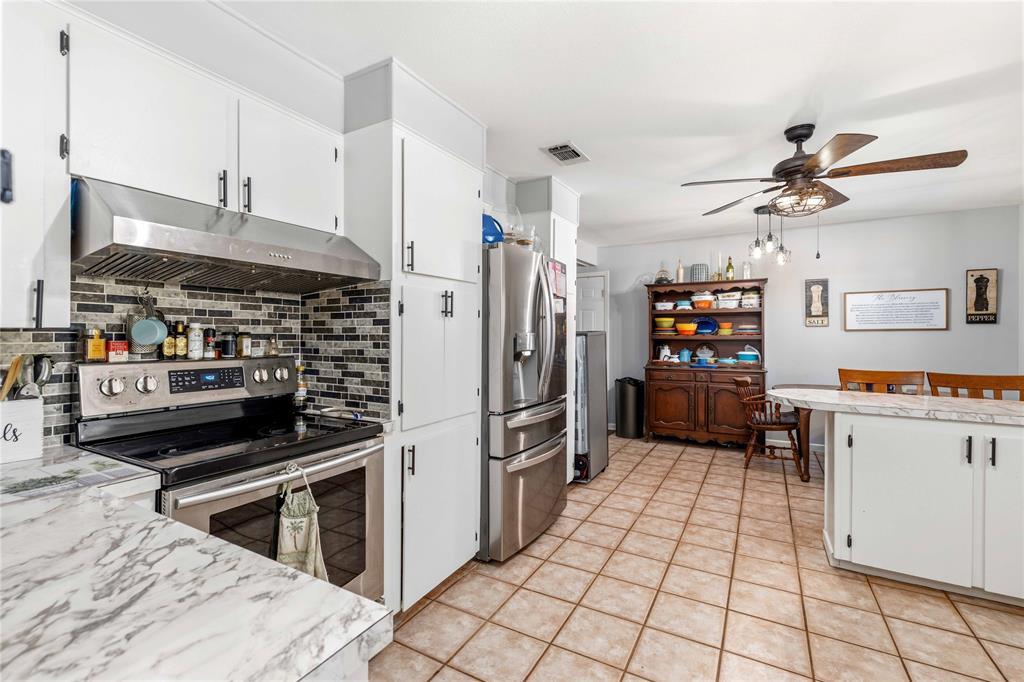 2107 16th Street Property Photo 6