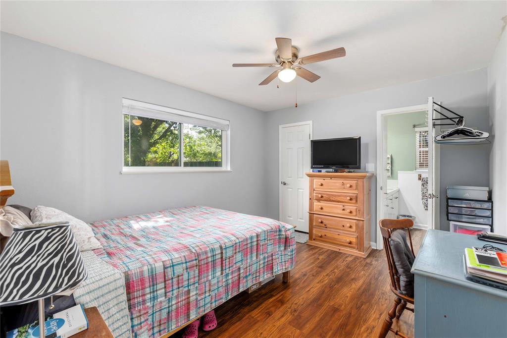 2107 16th Street Property Photo 8