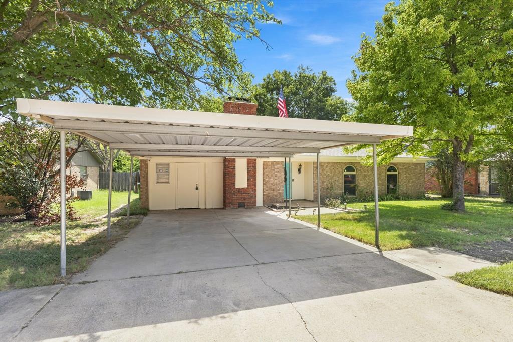 6800 Echo Hill Drive Property Photo 3