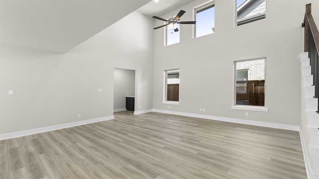 8544 Treeline Parkway Property Photo 10
