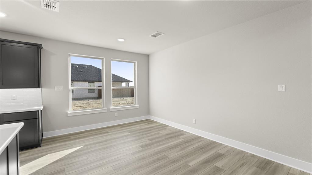 8544 Treeline Parkway Property Photo 12