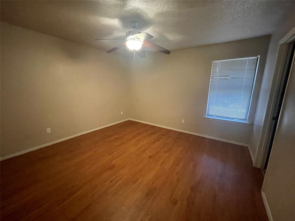 10515 Eastcrest Lane Property Photo 10