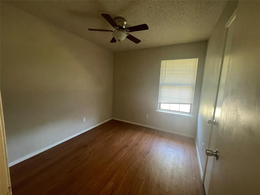10515 Eastcrest Lane Property Photo 13