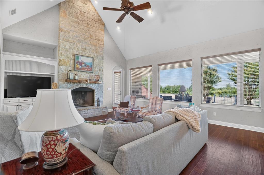 100 Canyon Ridge Trail Property Photo 7