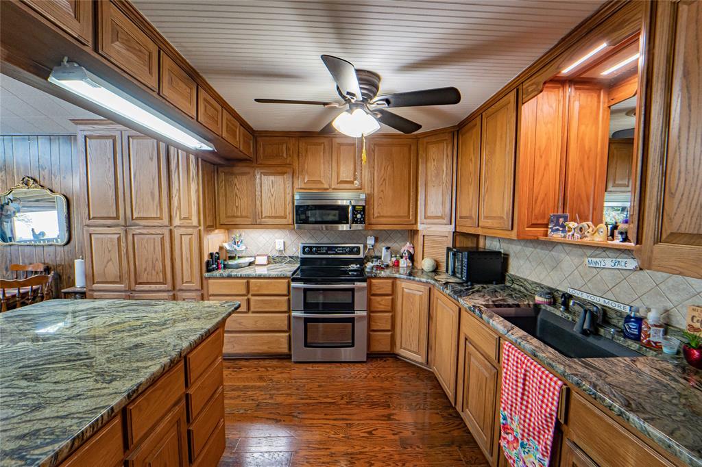 356 County Road 221 Property Photo 14
