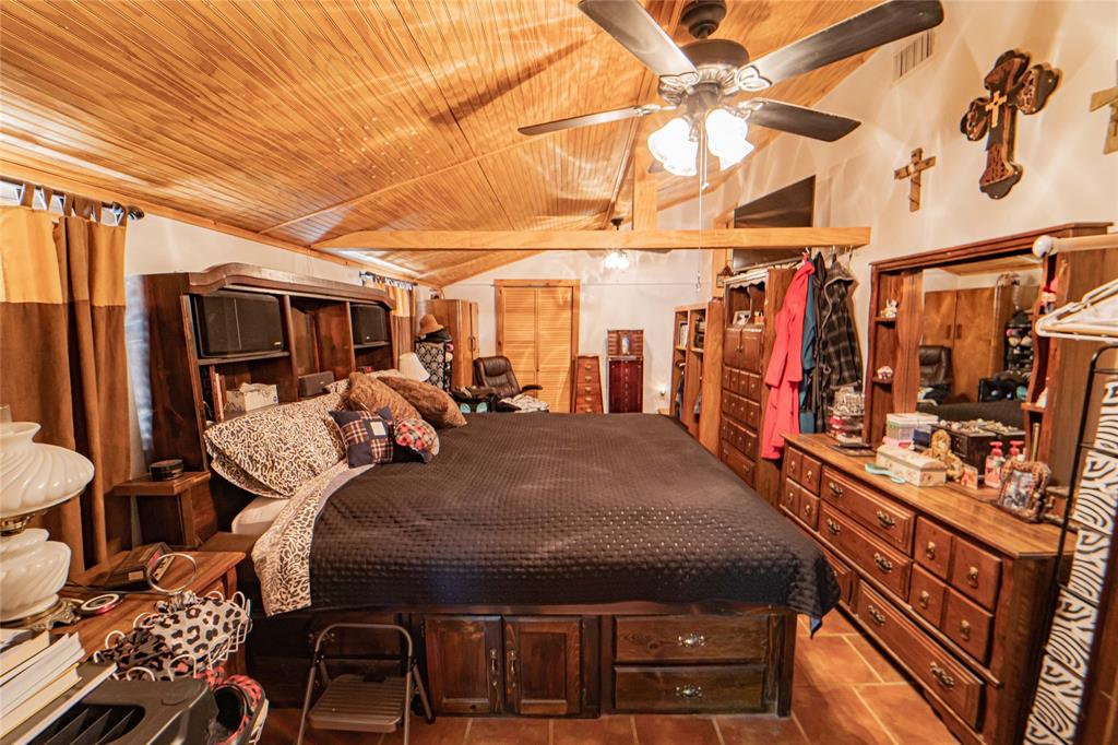 356 County Road 221 Property Photo 23