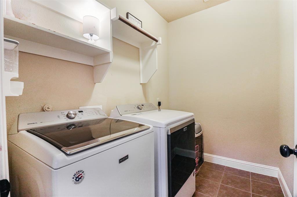 230 Sandy Way Property Photo 35