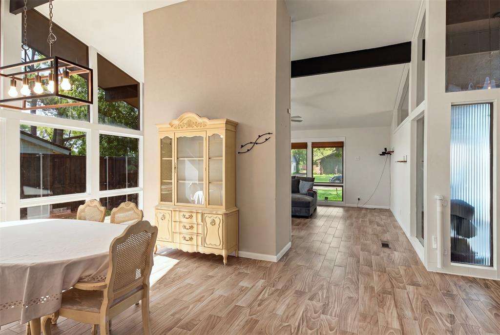 2811 Crowley Court Property Photo 4