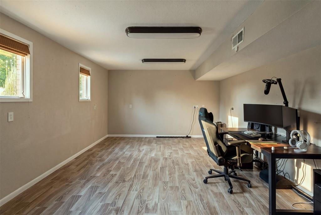 2811 Crowley Court Property Photo 26