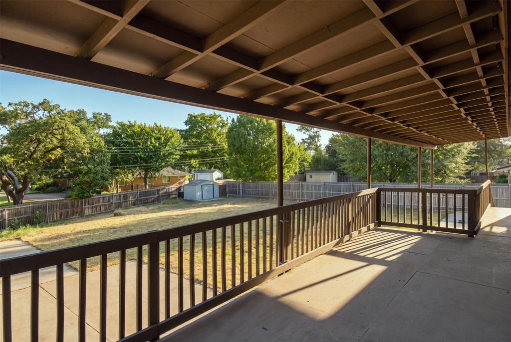 2811 Crowley Court Property Photo 29